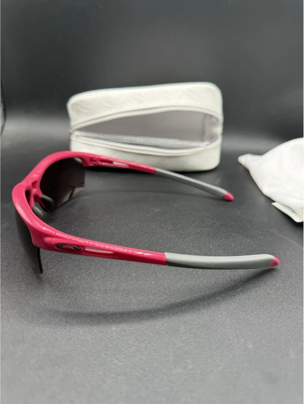 Oakley RPM Squared OO9205-16 Magenta/OO Grey Polarized Lenses